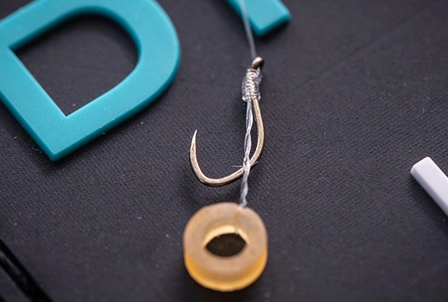 Drennan HTN Plate 6" Carp Bandit Hooks To Nylon - Size 14 - Image 4