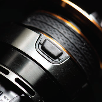 Savage Gear SG8 Reel - 1000 - Image 2